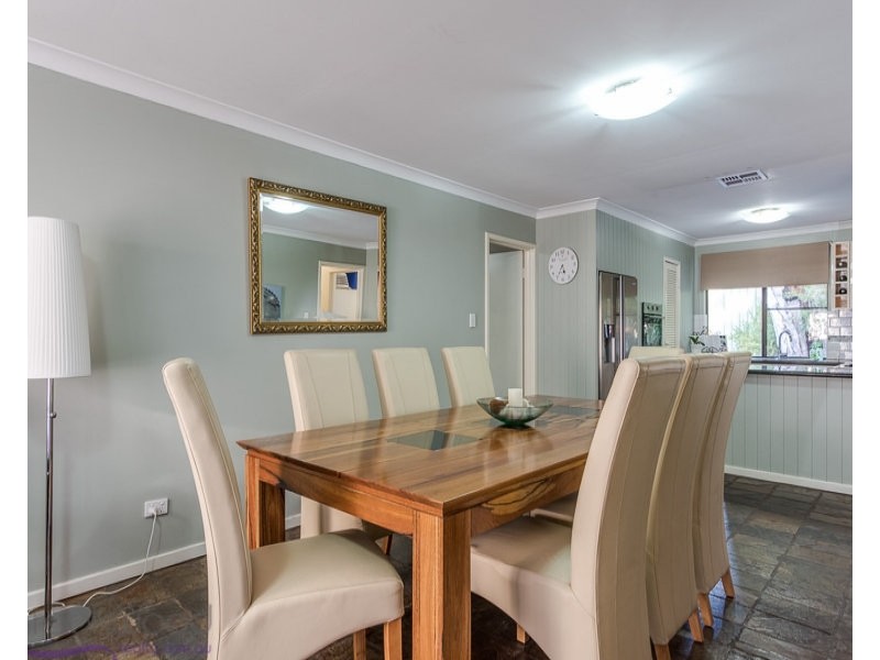 3 Gilfellon Road, Stoneville WA 6081