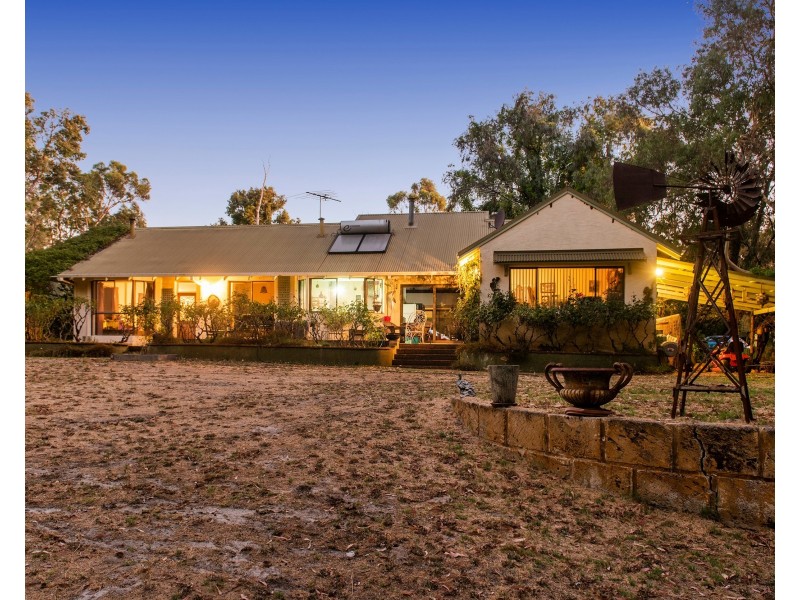 240 Iron Road, Parkerville WA 6081