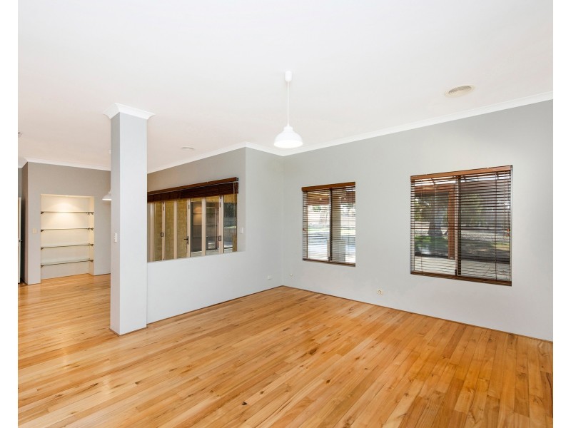 10b Simeon Close, Kalamunda WA 6076