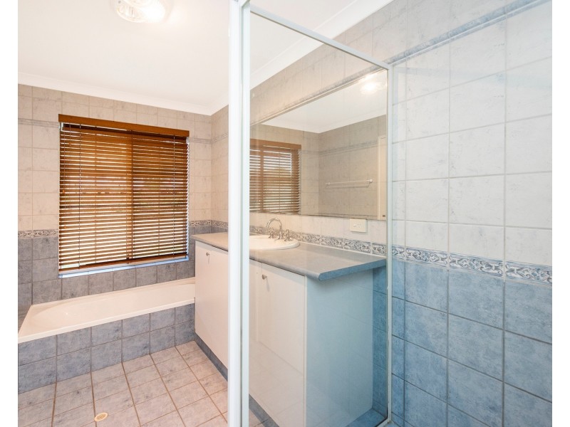 10b Simeon Close, Kalamunda WA 6076