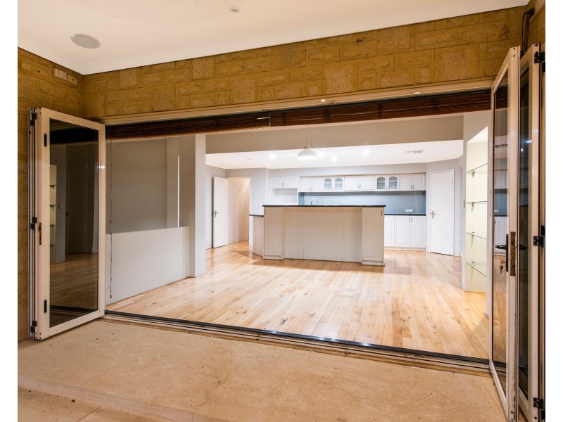 10b Simeon Close, Kalamunda WA 6076