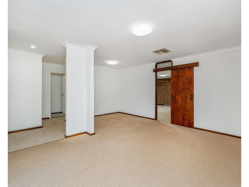9 Macao Road, High Wycombe WA 6057