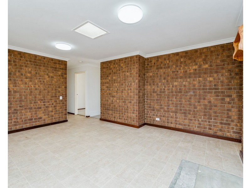 9 Macao Road, High Wycombe WA 6057