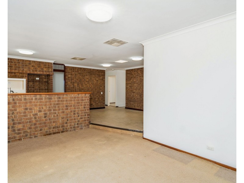 9 Macao Road, High Wycombe WA 6057