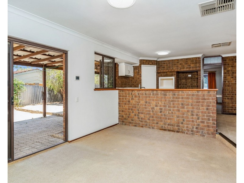 9 Macao Road, High Wycombe WA 6057