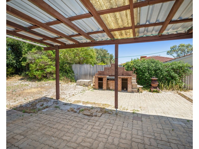 9 Macao Road, High Wycombe WA 6057