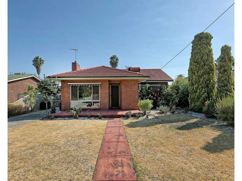 10 Finnan Street, Cloverdale WA 6105