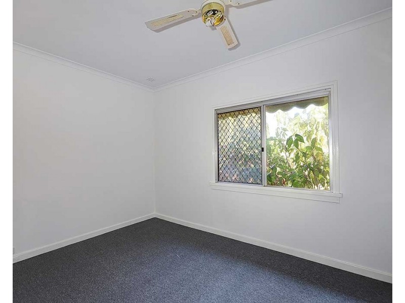 10 Finnan Street, Cloverdale WA 6105