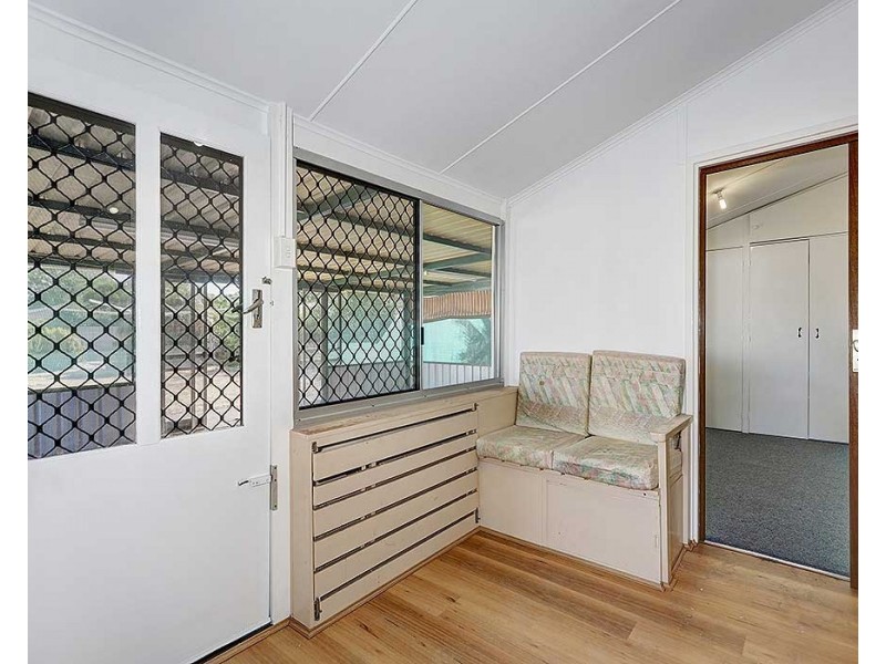 10 Finnan Street, Cloverdale WA 6105