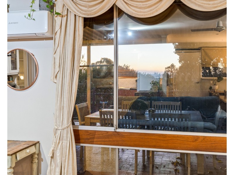 137 Gooseberry Hill Road, Gooseberry Hill WA 6076