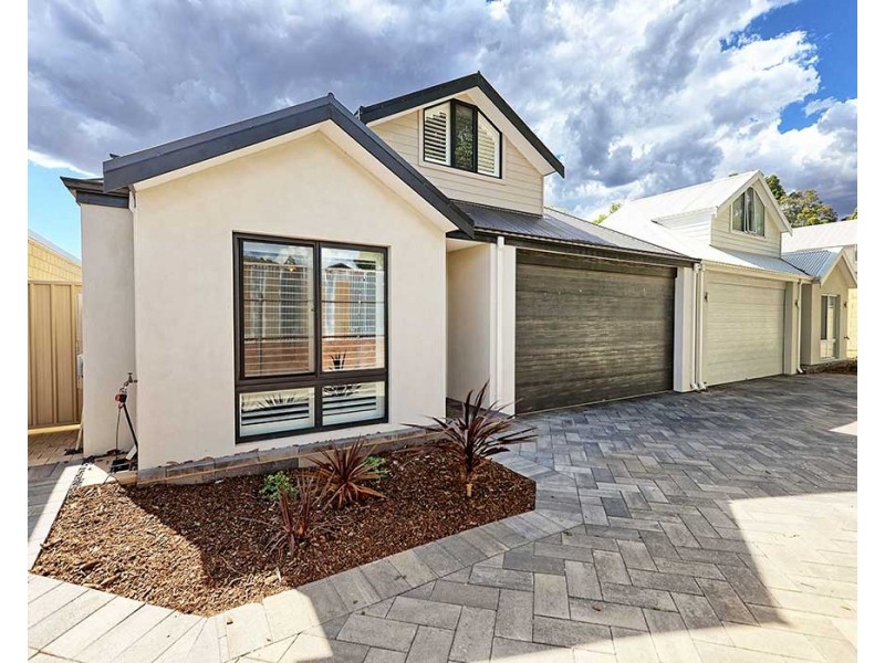 4/126 Bushmead Road, Hazelmere WA 6055