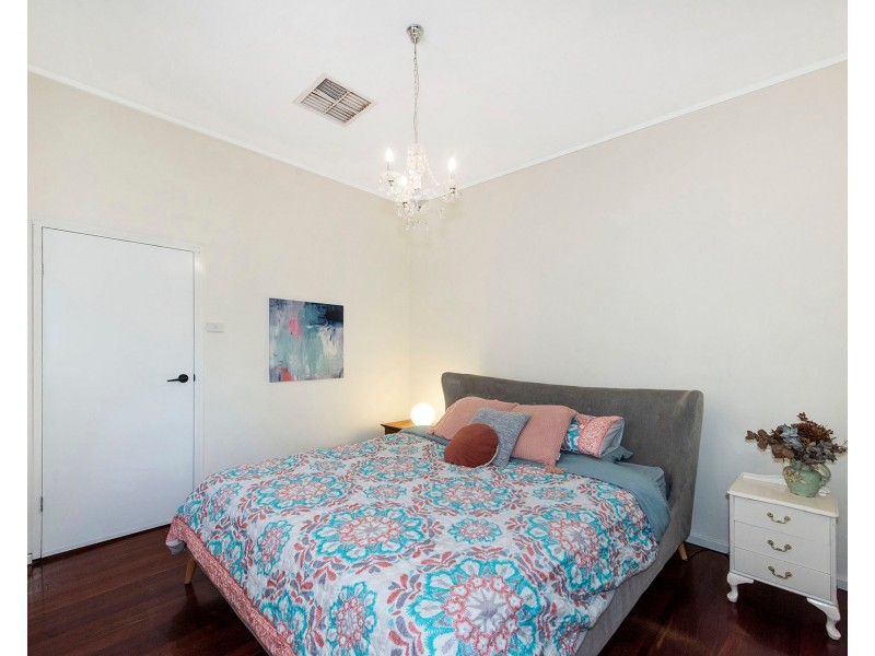 41 Cyril Road, High Wycombe WA 6057