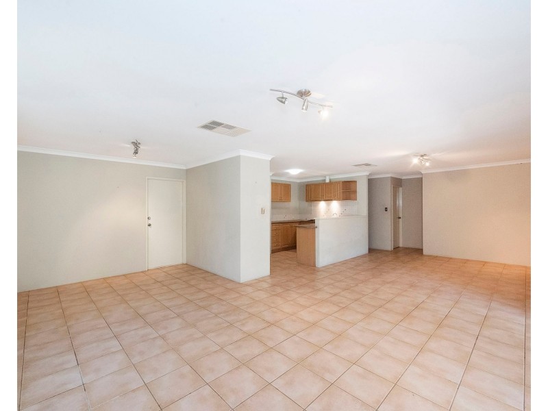20 Oldham Pass, High Wycombe WA 6057