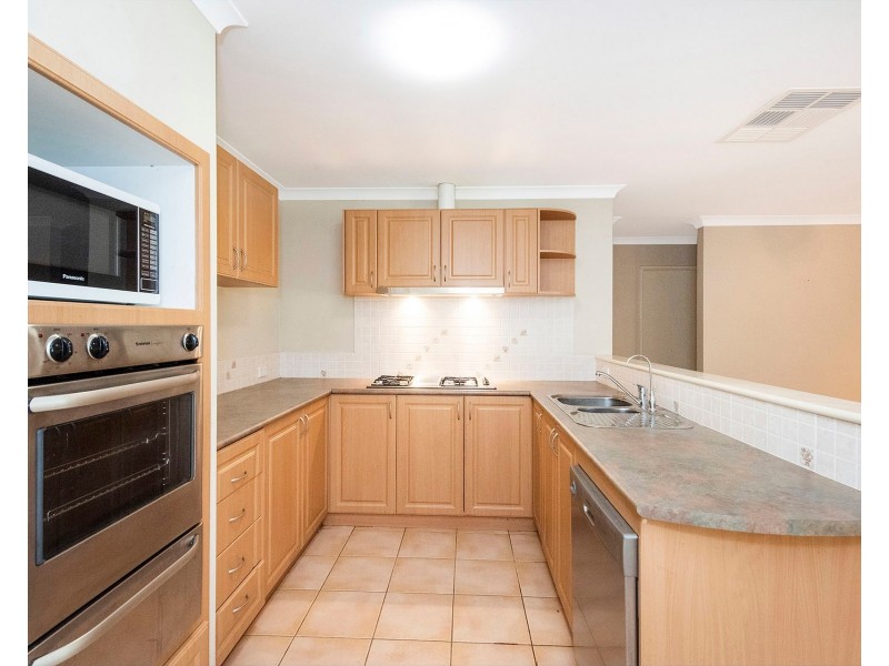 20 Oldham Pass, High Wycombe WA 6057