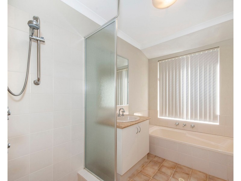 20 Oldham Pass, High Wycombe WA 6057