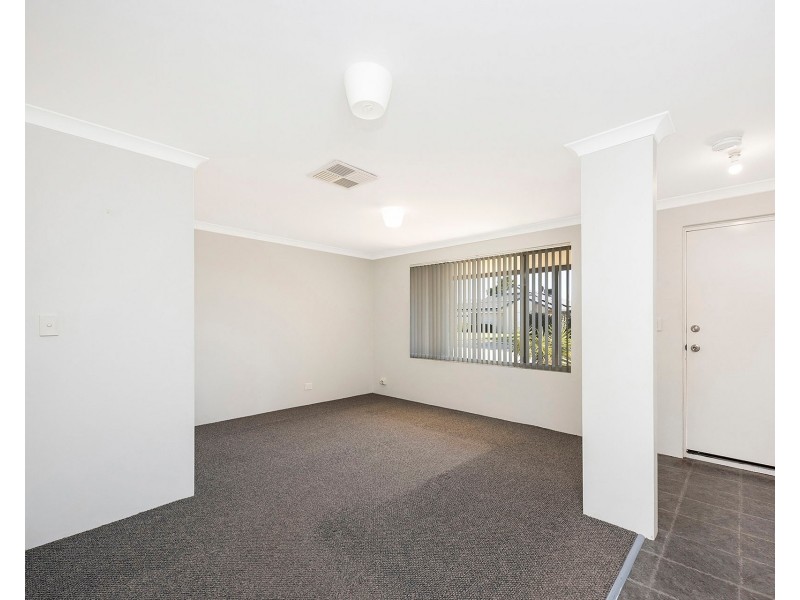 14 Passionfruit Way, Forrestfield WA 6058