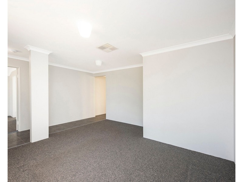 14 Passionfruit Way, Forrestfield WA 6058