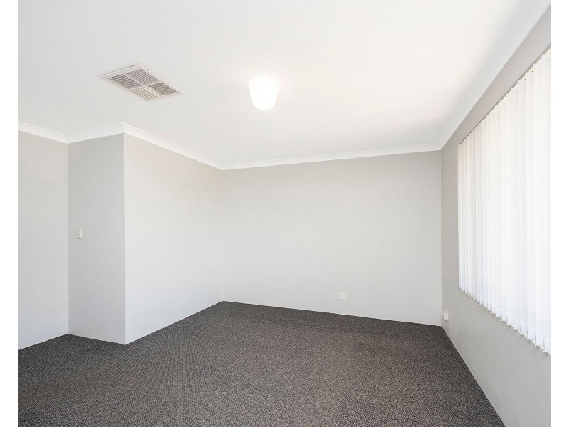 14 Passionfruit Way, Forrestfield WA 6058