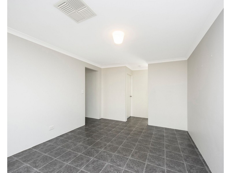 14 Passionfruit Way, Forrestfield WA 6058