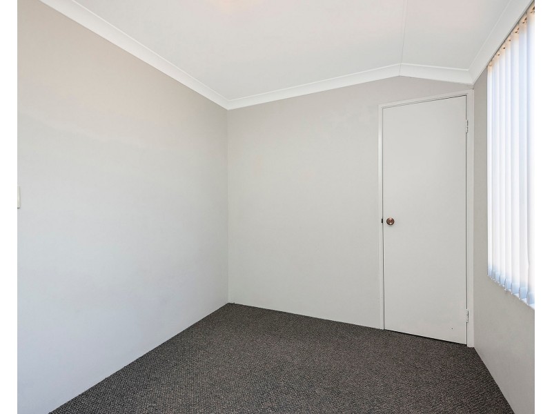 14 Passionfruit Way, Forrestfield WA 6058