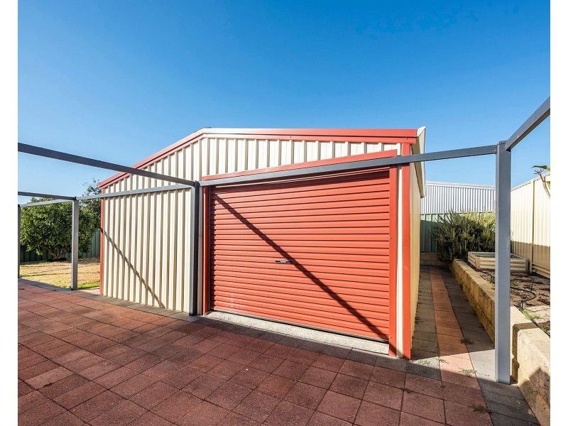 14 Passionfruit Way, Forrestfield WA 6058