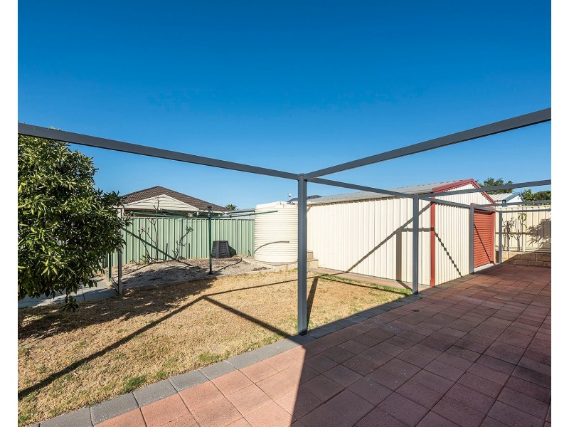14 Passionfruit Way, Forrestfield WA 6058