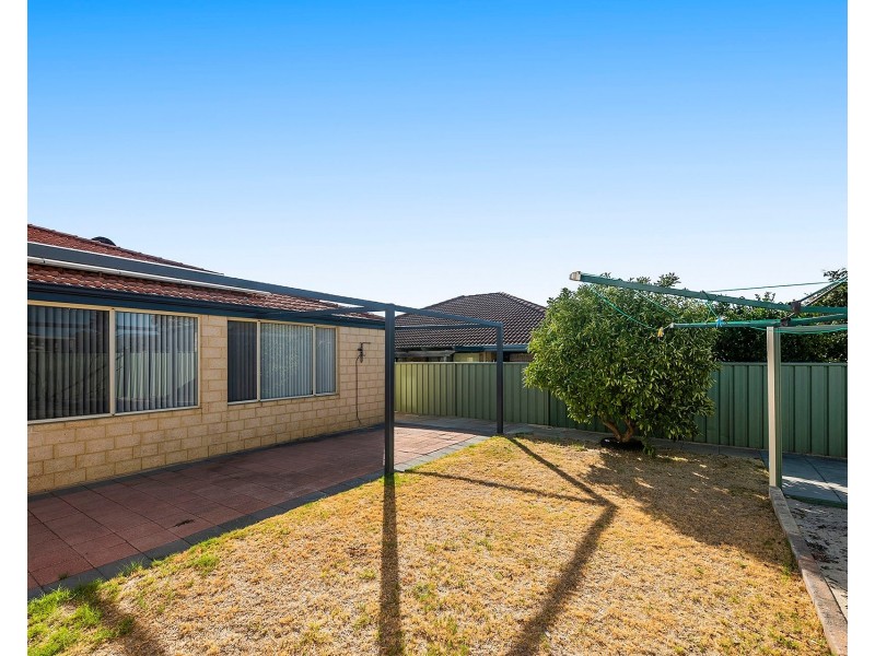 14 Passionfruit Way, Forrestfield WA 6058