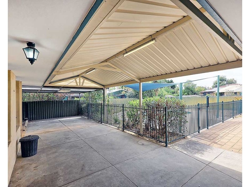 111 Wittenoom Road, High Wycombe WA 6057