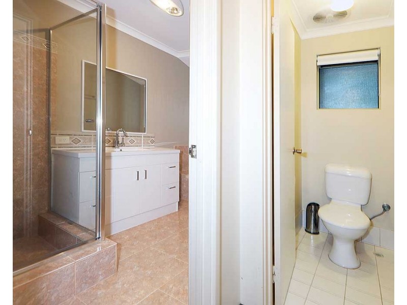 6 Cottingley Place, Swan View WA 6056