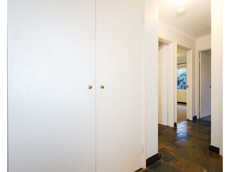 6 Cottingley Place, Swan View WA 6056