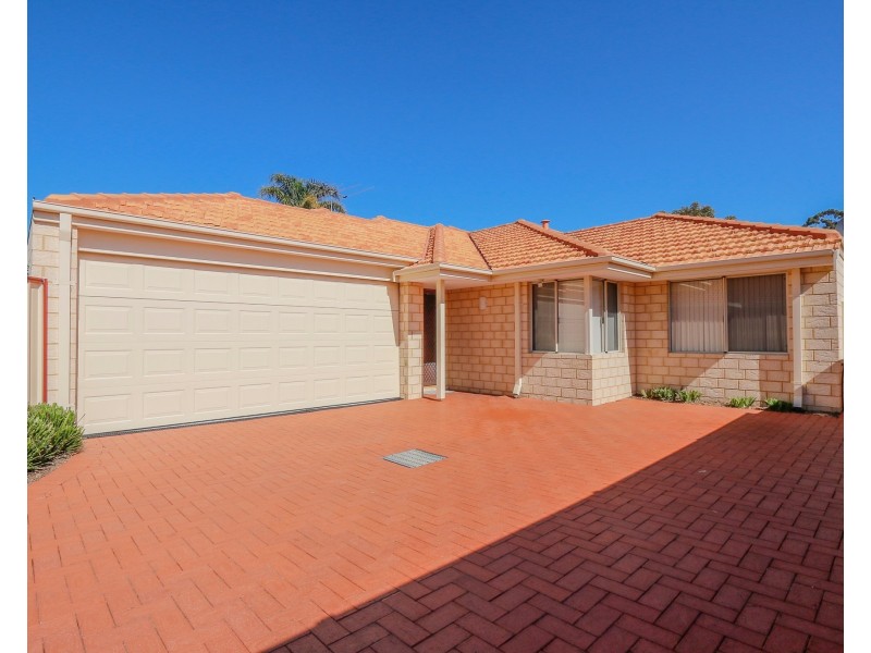 15A Parkfield Road, Kelmscott WA 6111