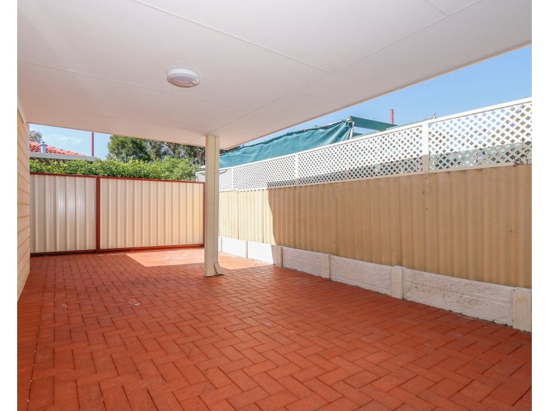 15A Parkfield Road, Kelmscott WA 6111