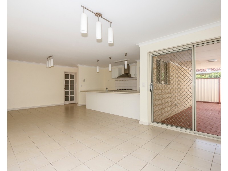 15A Parkfield Road, Kelmscott WA 6111