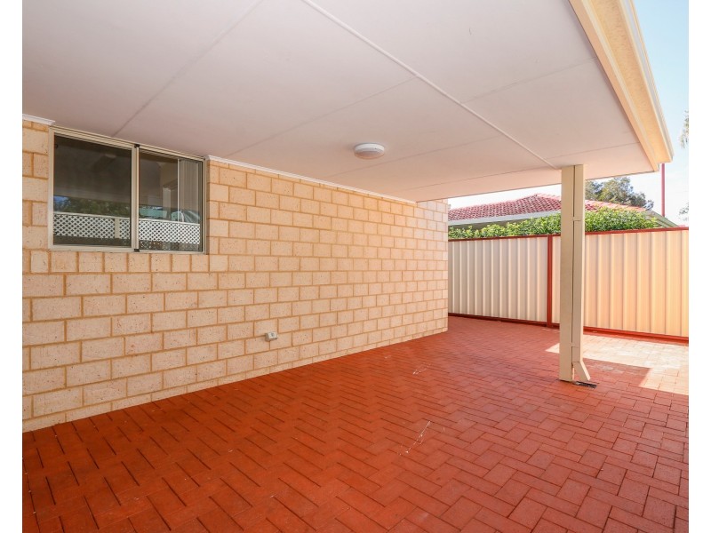 15A Parkfield Road, Kelmscott WA 6111