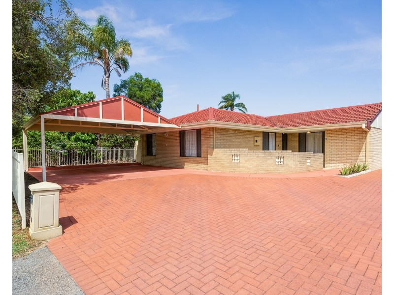 15 Parkfield Road, Kelmscott WA 6111