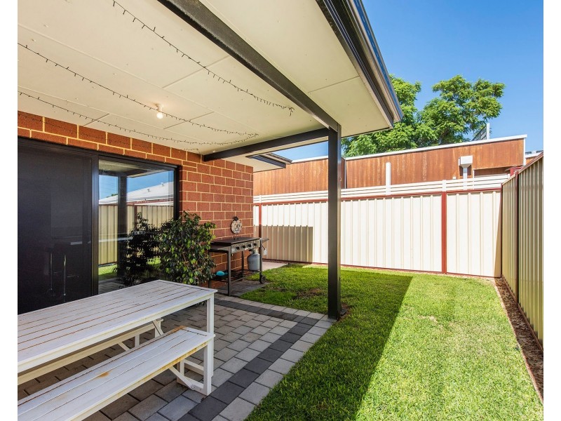 6 Rowell Gardens, High Wycombe WA 6057