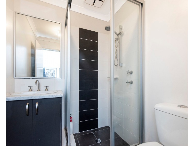 6 Rowell Gardens, High Wycombe WA 6057