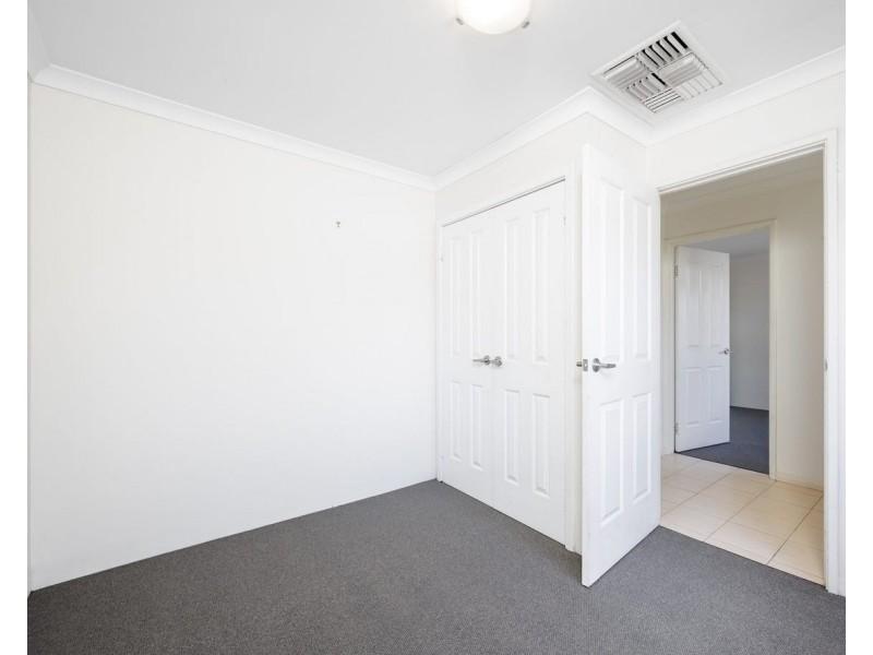 15 Coola Place, High Wycombe WA 6057