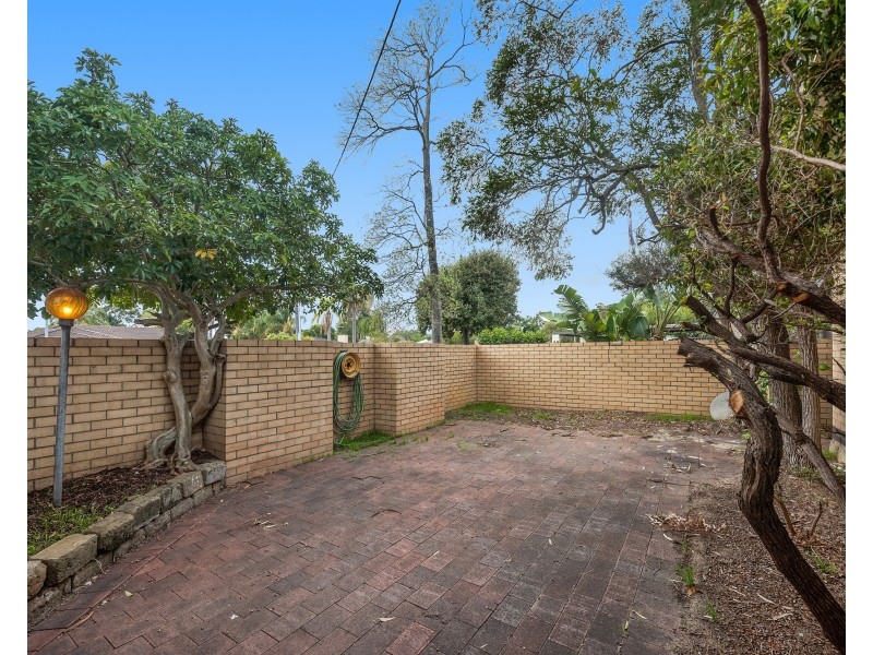 4 Murray Drive, High Wycombe WA 6057