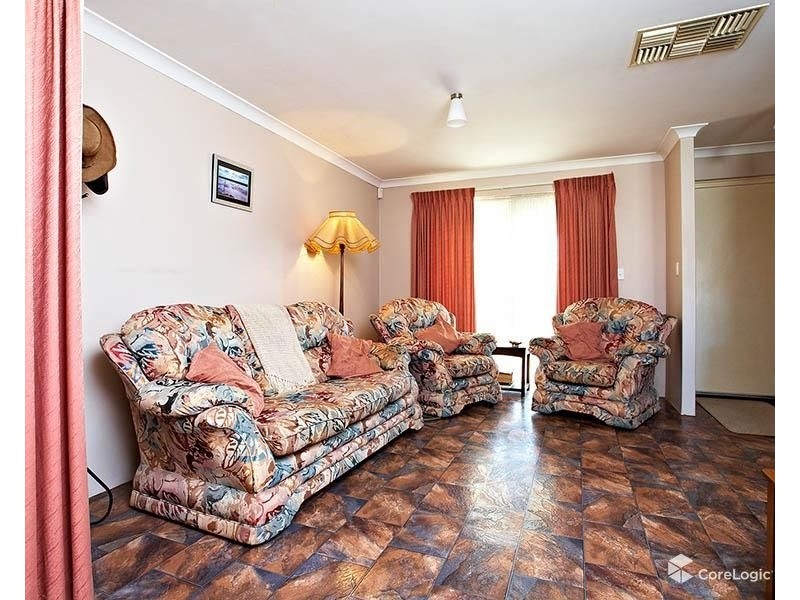 6 Combellack Way, High Wycombe WA 6057