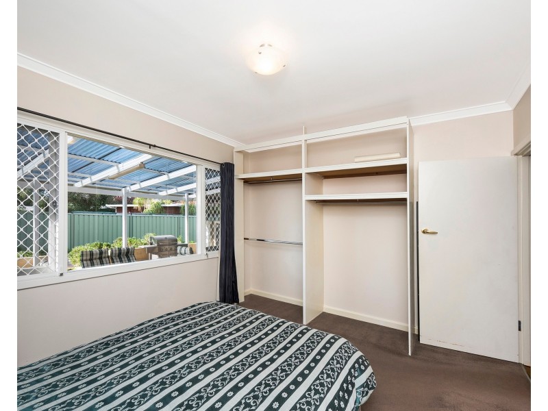 14 Kathleen Close, Maida Vale WA 6057