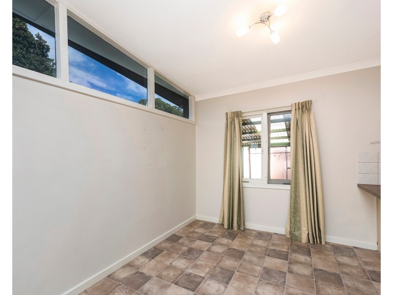 14 Kathleen Close, Maida Vale WA 6057
