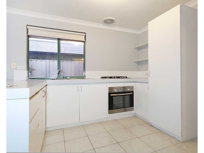 8 Hodges Street, Middle Swan WA 6056