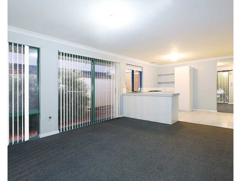 8 Hodges Street, Middle Swan WA 6056