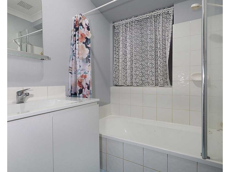 8 Hodges Street, Middle Swan WA 6056