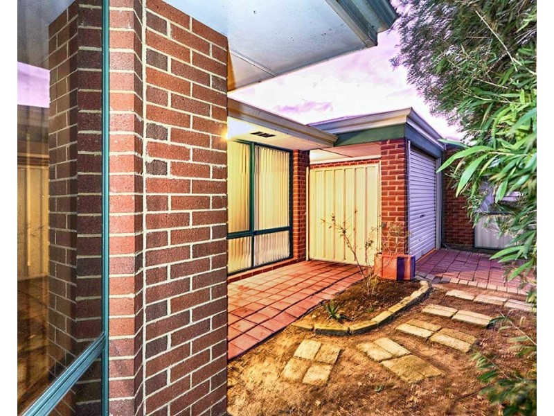 8 Hodges Street, Middle Swan WA 6056