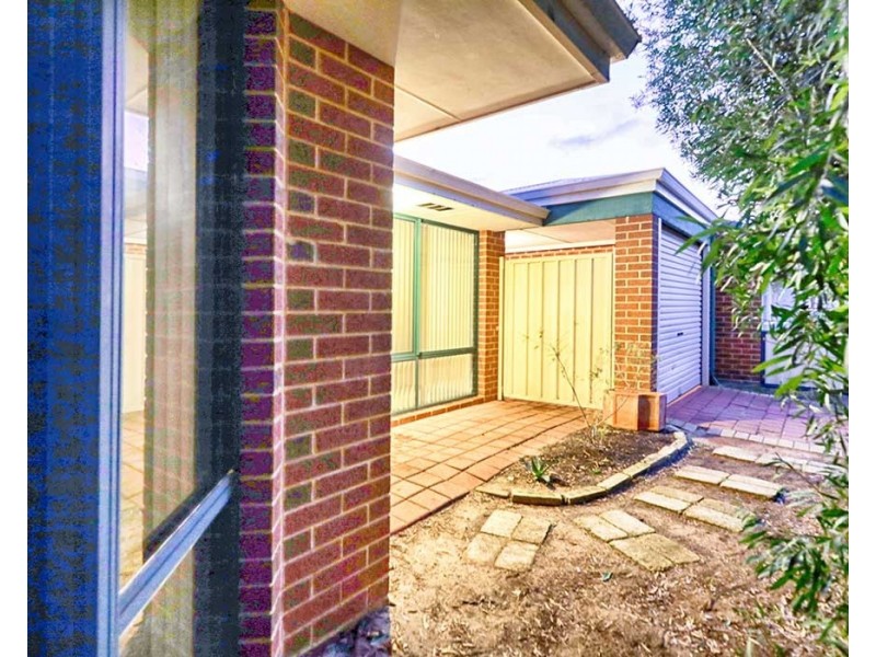 8 Hodges Street, Middle Swan WA 6056