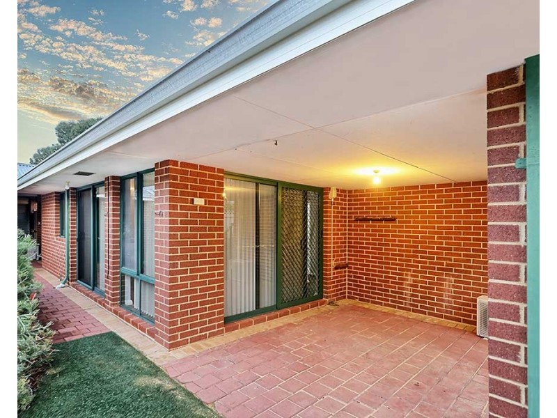 8 Hodges Street, Middle Swan WA 6056