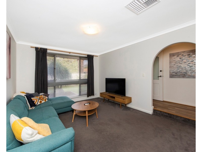 82 Bandalong Way, High Wycombe WA 6057