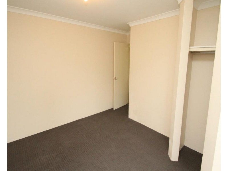 4/28 Holmesdale Road, Woodbridge WA 6056